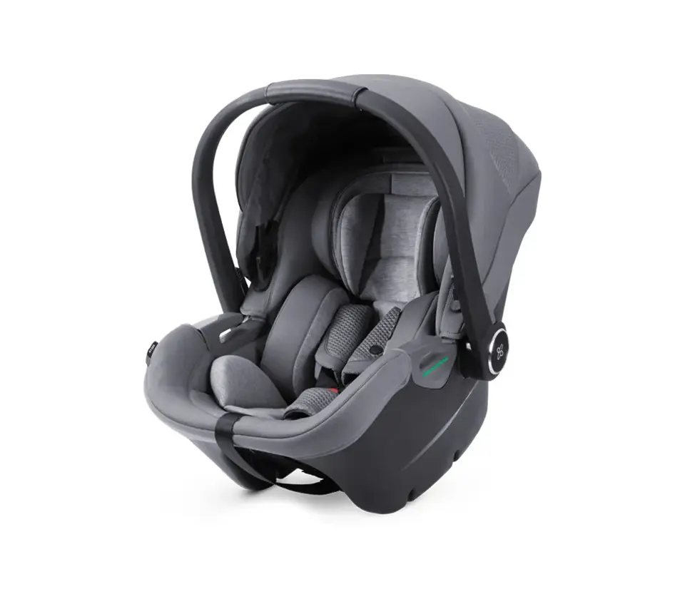 Dream i-Size with ISOFIX Base