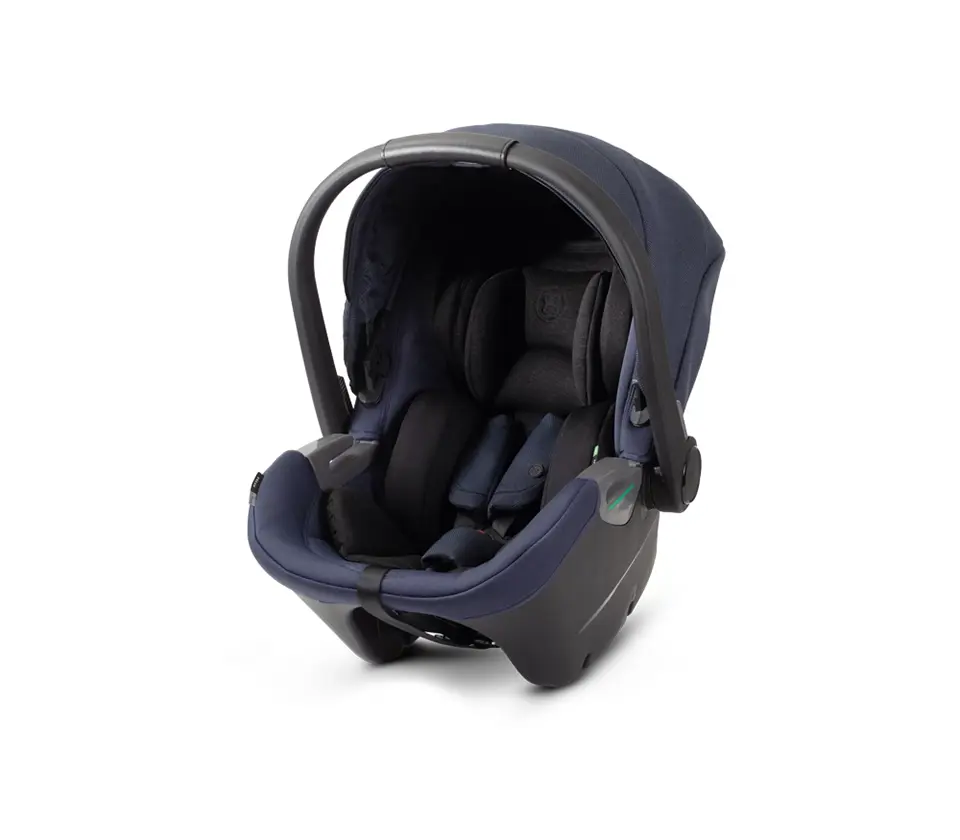 Dream i-Size Infant Carrier with ISOFIX Base