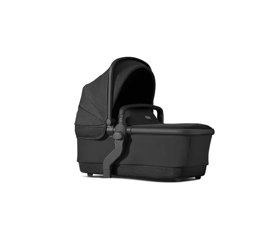 View Silver Cross Wave Onyx First Bed Carrycot information