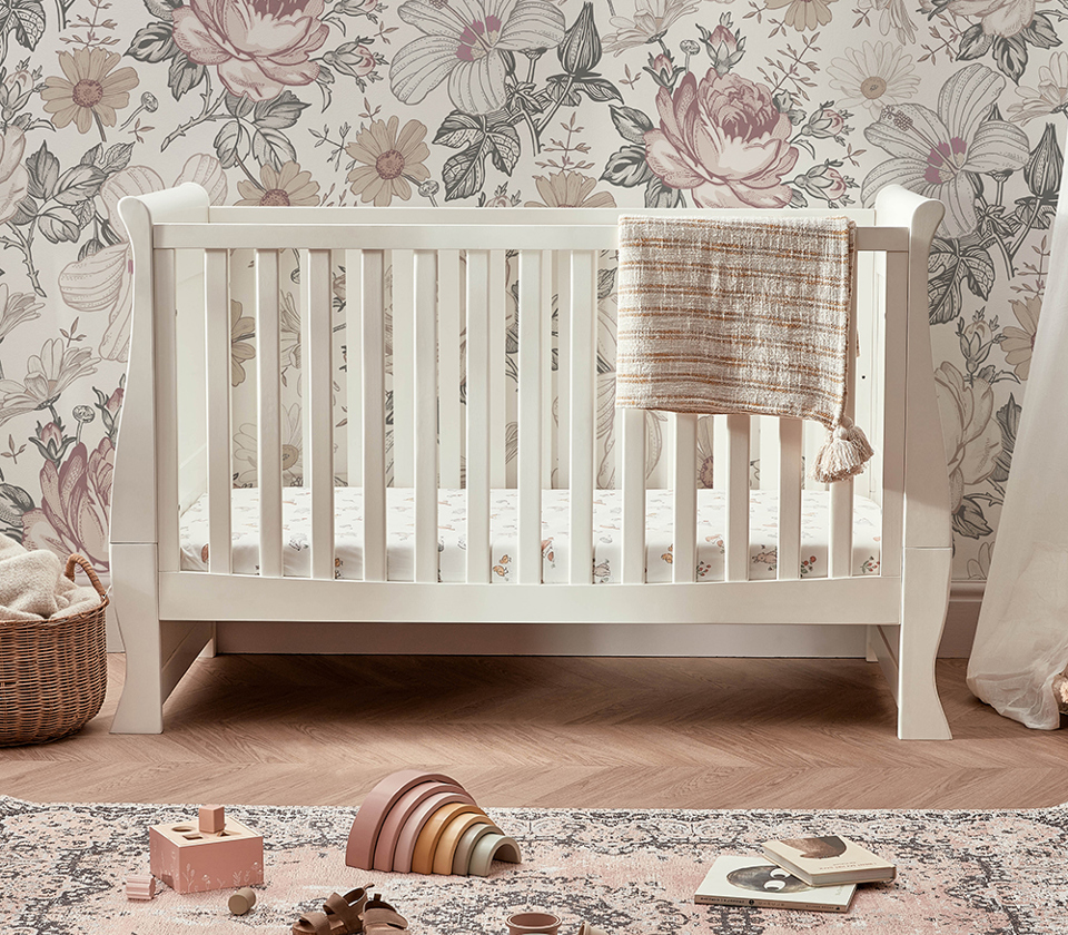 Nostalgia Sleigh Cot bed