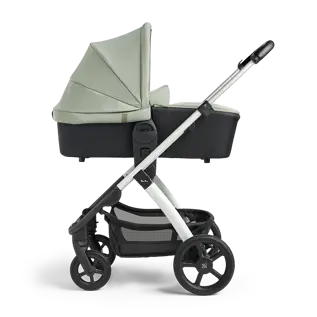 Carrycot with hood