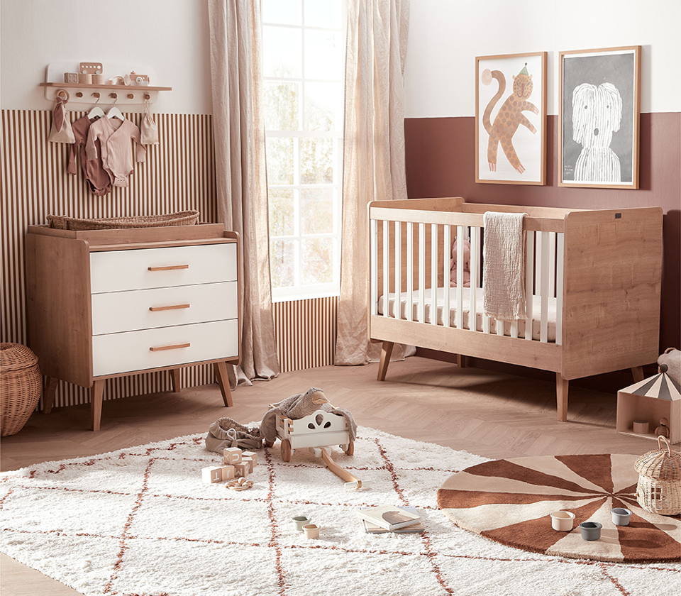 View Silver Cross Westport 2 piece oak nursery set with convertible cot bed and dresser information