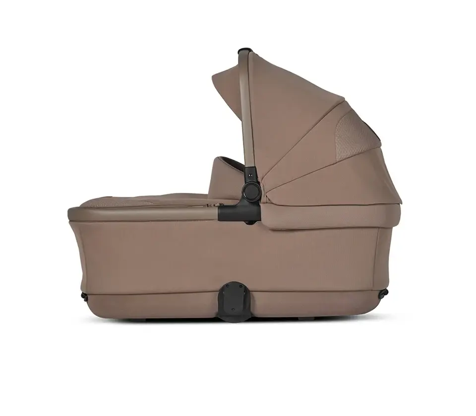 View Silver Cross Dune 2Reef 2 First Bed Folding Carrycot Mocha information