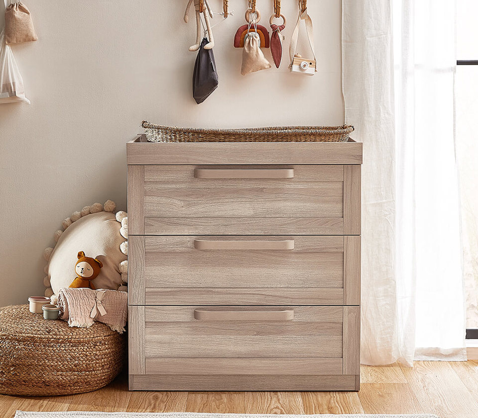 Bromley Oak Dresser