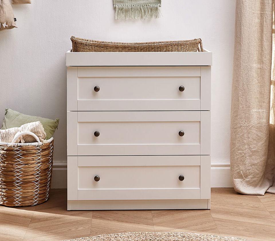 View Silver Cross Bromley white dresser information