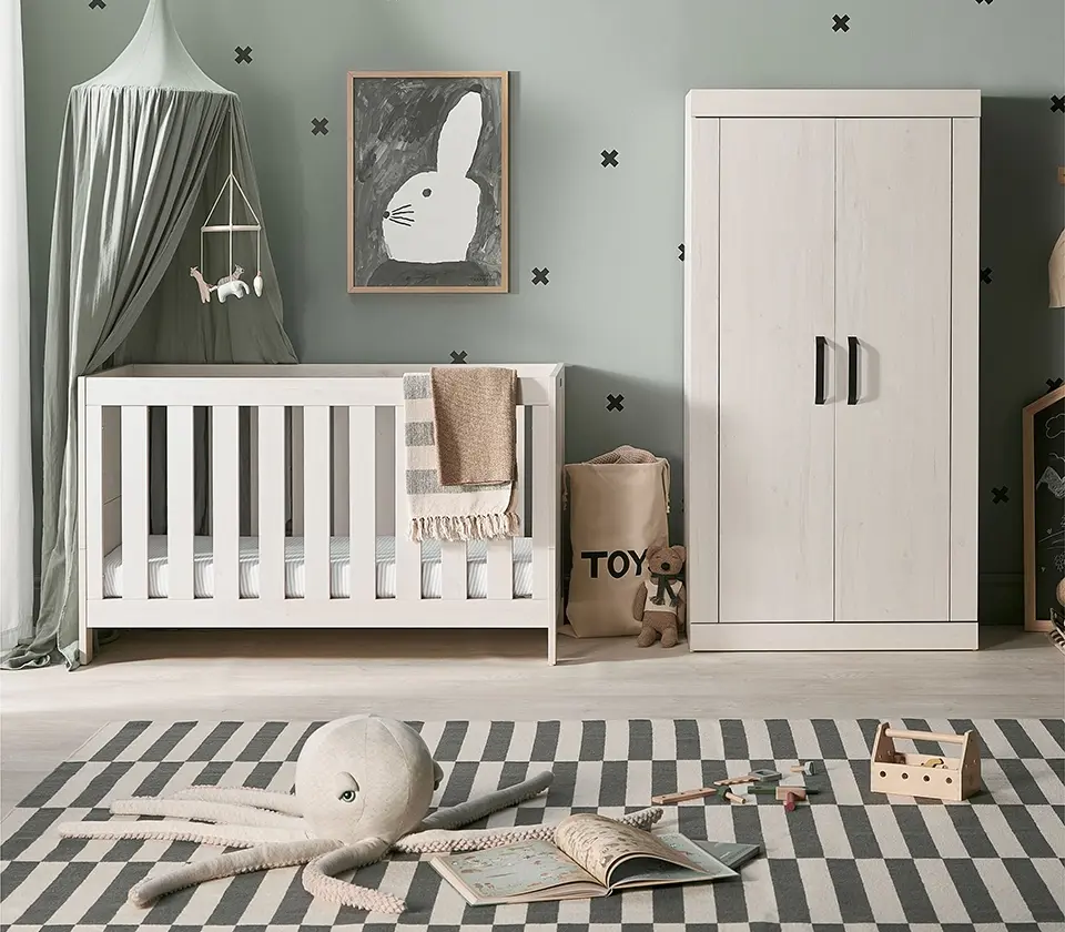 Alnmouth Cot Bed & Wardrobe