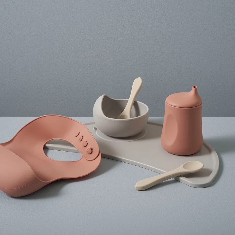 Mealtime Set & Silicone Tray