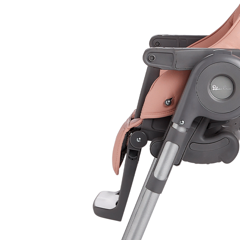 Adjustable footrest
